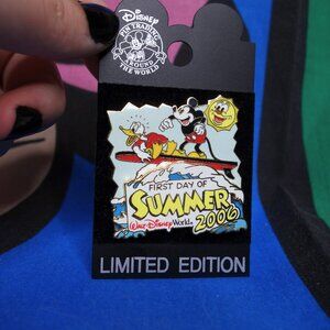 NWT Limited Edition Disney First Day of Summer 2006 Pin